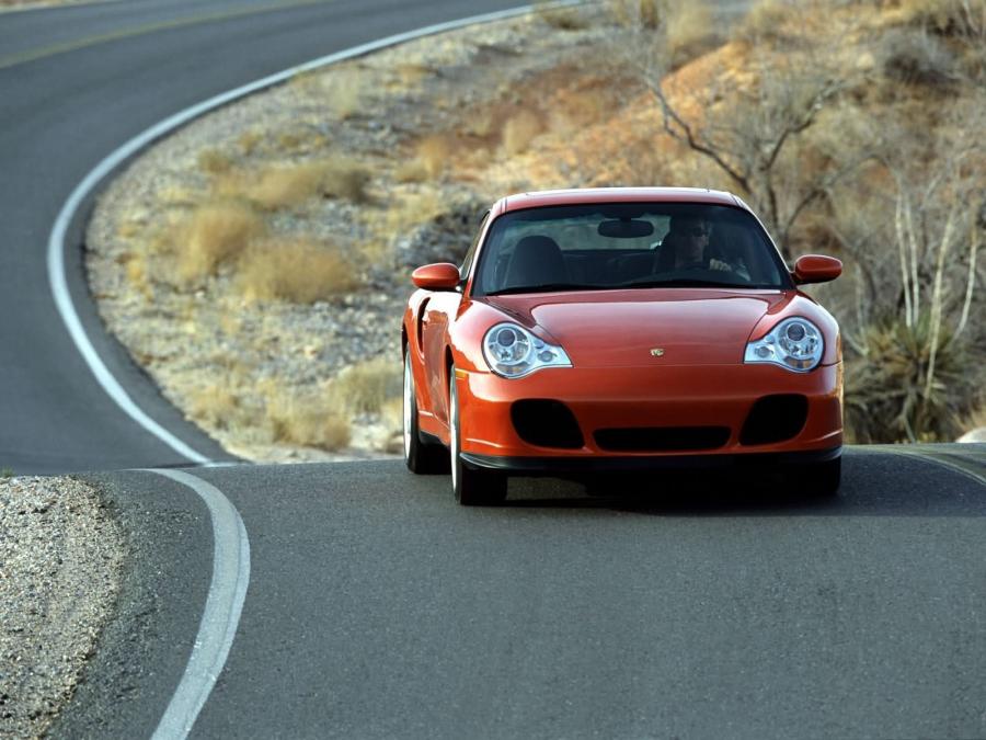  Porsche 911 Turbo 2003 года  (фото 4 из 9)
